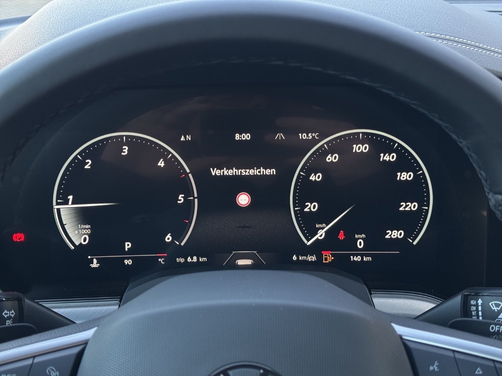 Volkswagen Touareg R-Line V6 TDI 4M Black Style | AHK PANO