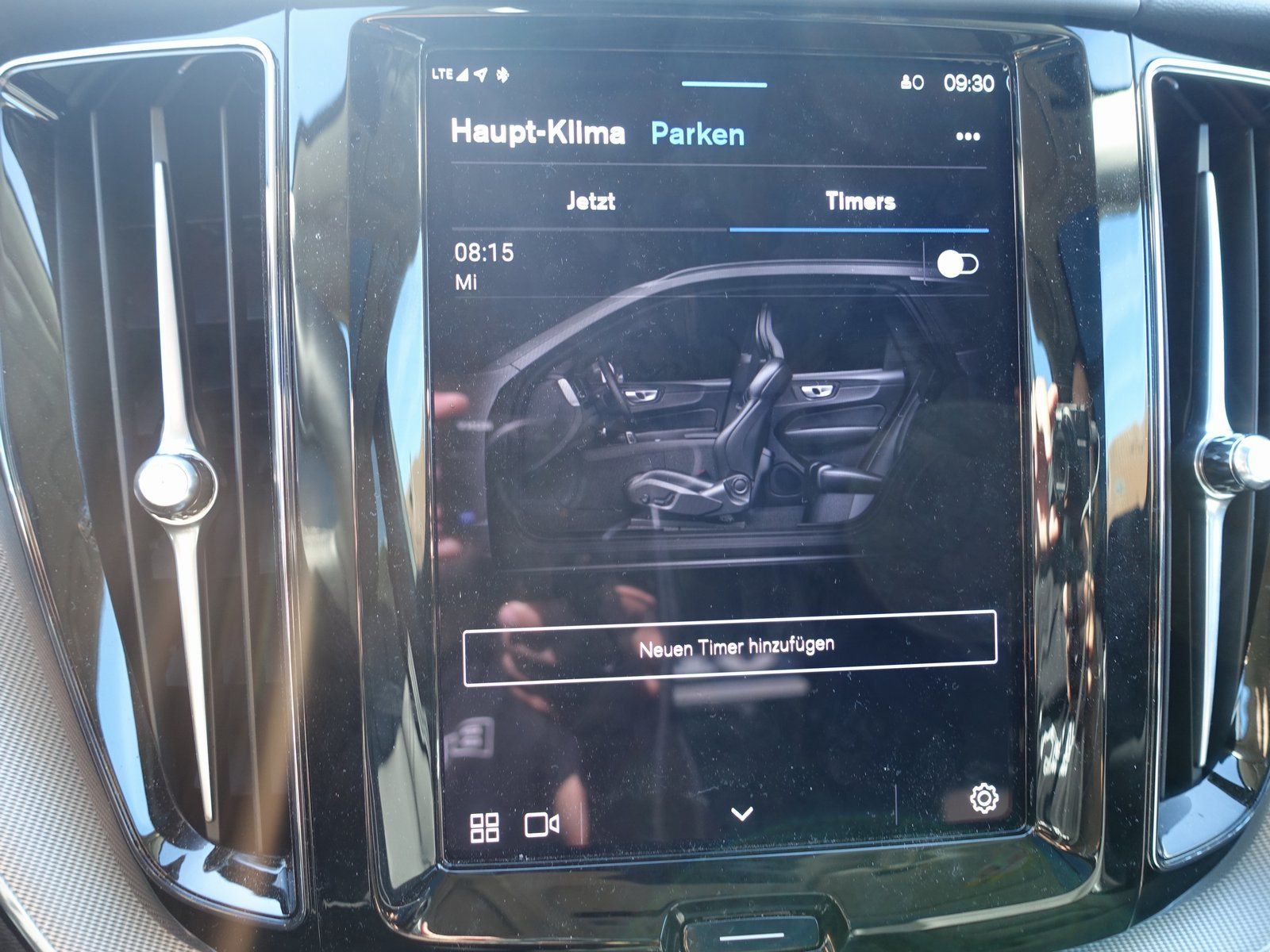 Volvo XC60 T6 AWD Plug-in Hybrid - Samsaru's Car Outlet