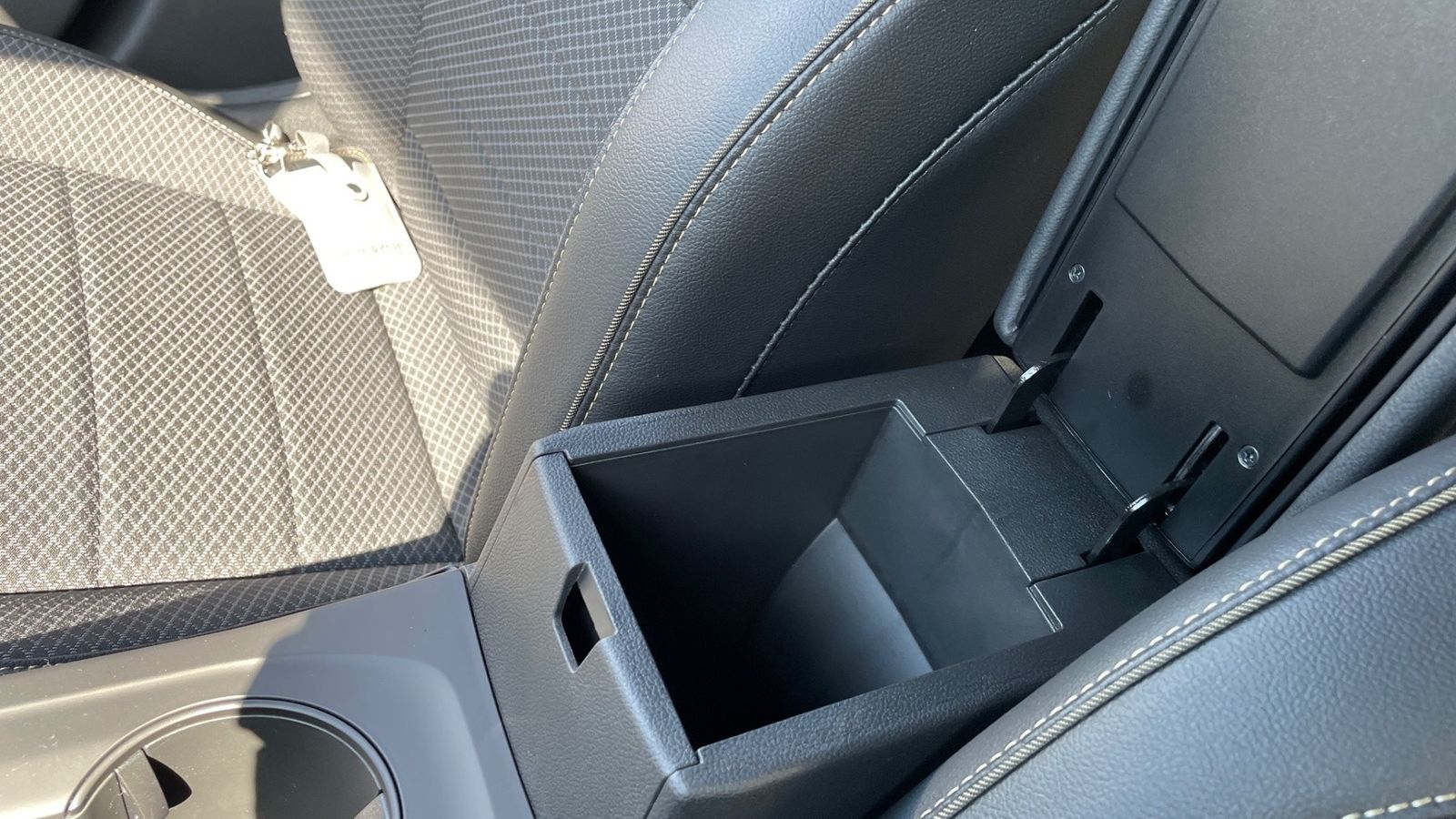 Renault Arkana TECHNO Mild Hybrid - Samsaru's Car Outlet