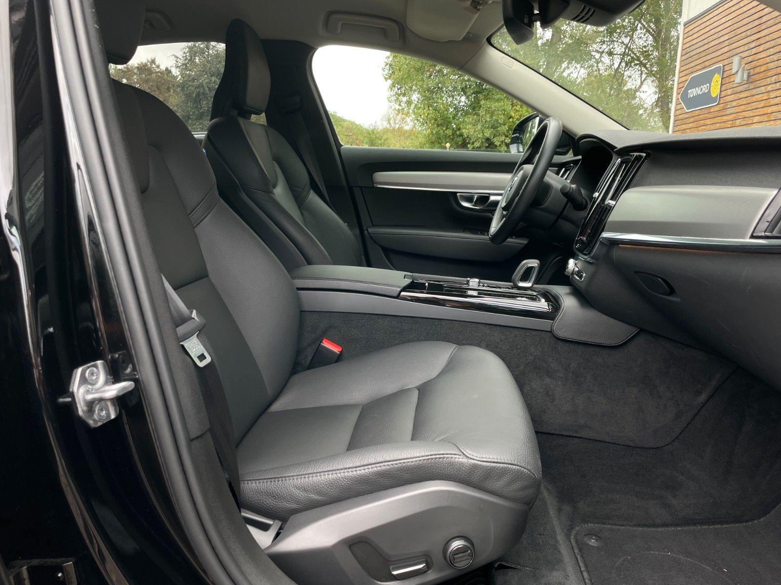 Volvo S90 Lim. Core Recharge Plug-In Hybrid AWD