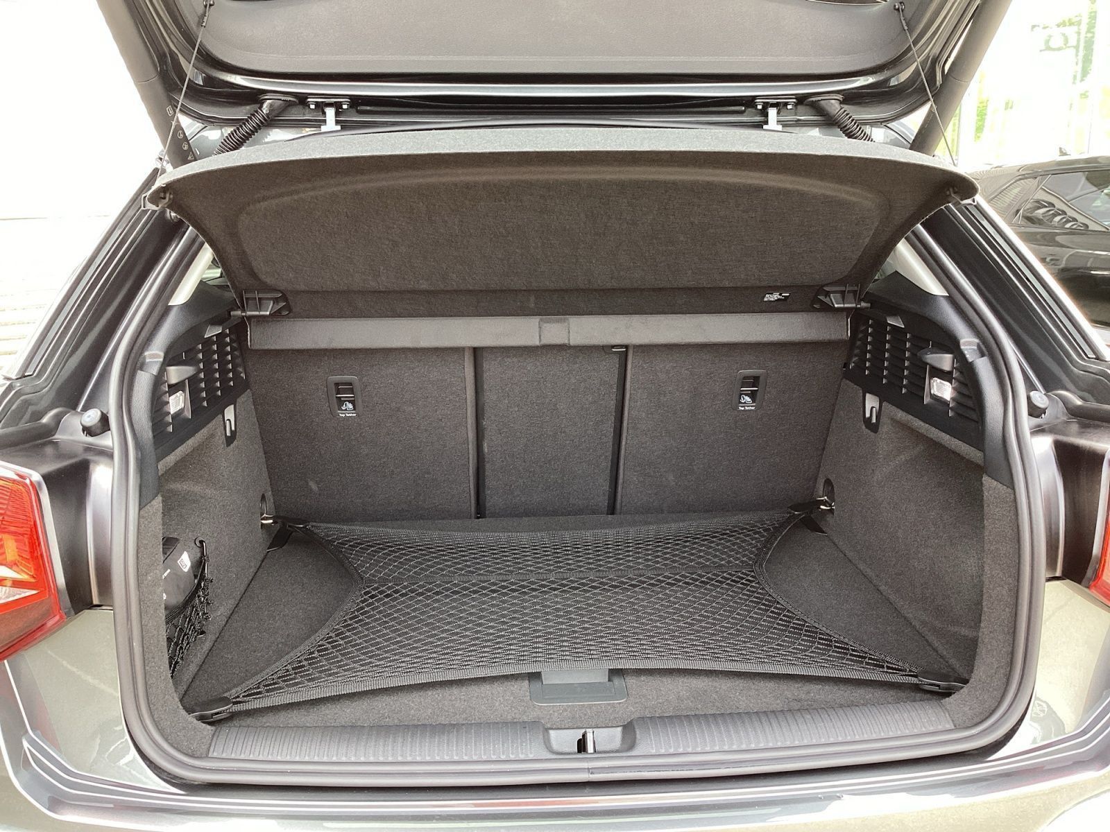 Audi Q2 40 TFSI q. S-Tronic S-Line, EA8, LED, ACC, AH