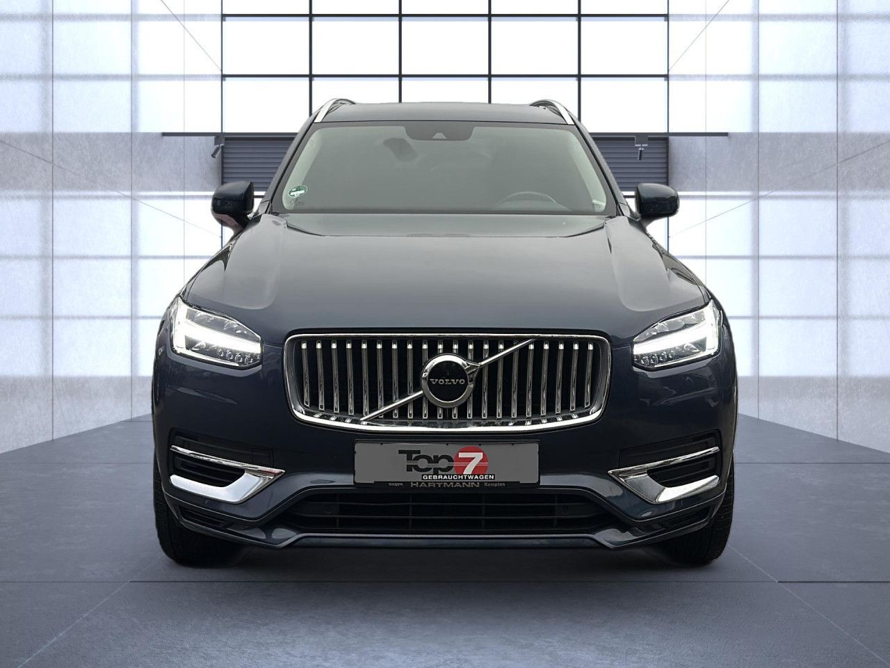 Volvo XC 90 Inscription Expression Recharge Plug-In - Samsaru's Car Outlet