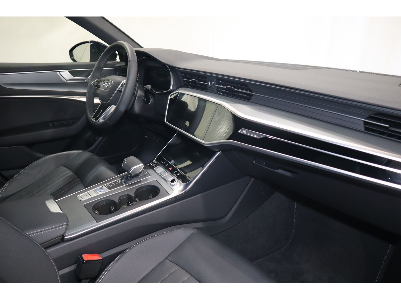 Audi A6 Avant 40 TDI advanced - Samsaru's Car Outlet