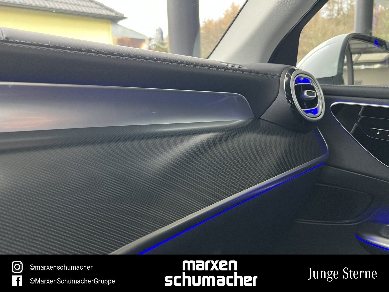 Mercedes-Benz GLC 220 d 4M AVANTGARDE Pano+360°+AHK+DIGITAL