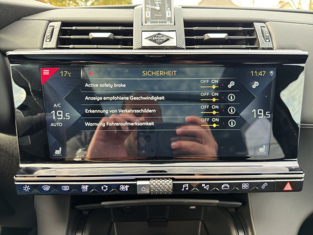 DS Automobiles DS7 Crossback PT 180 Rivoli +