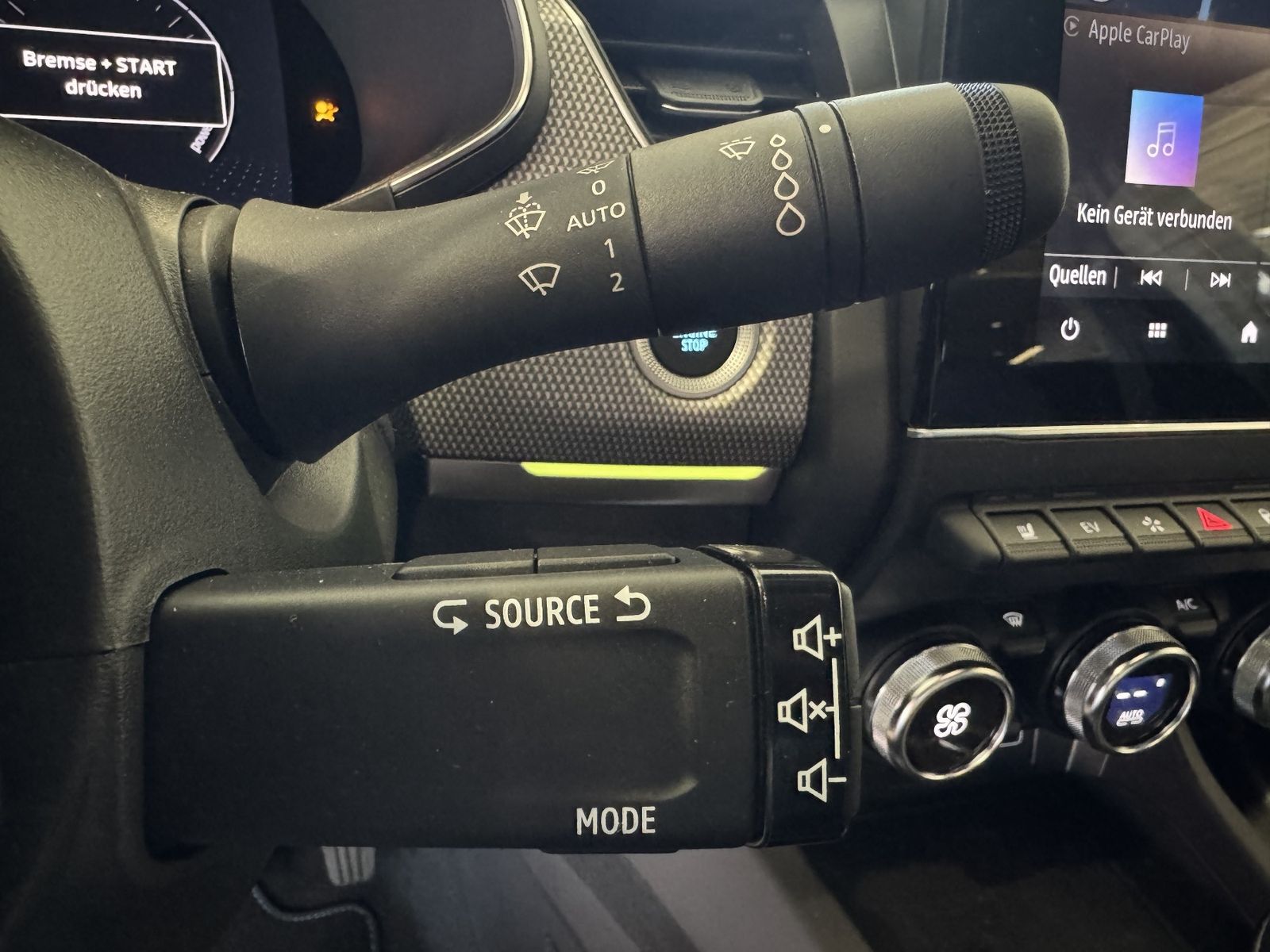 Renault Arkana TECHNO E-Tech Full Hybrid - Samsaru's Car Outlet