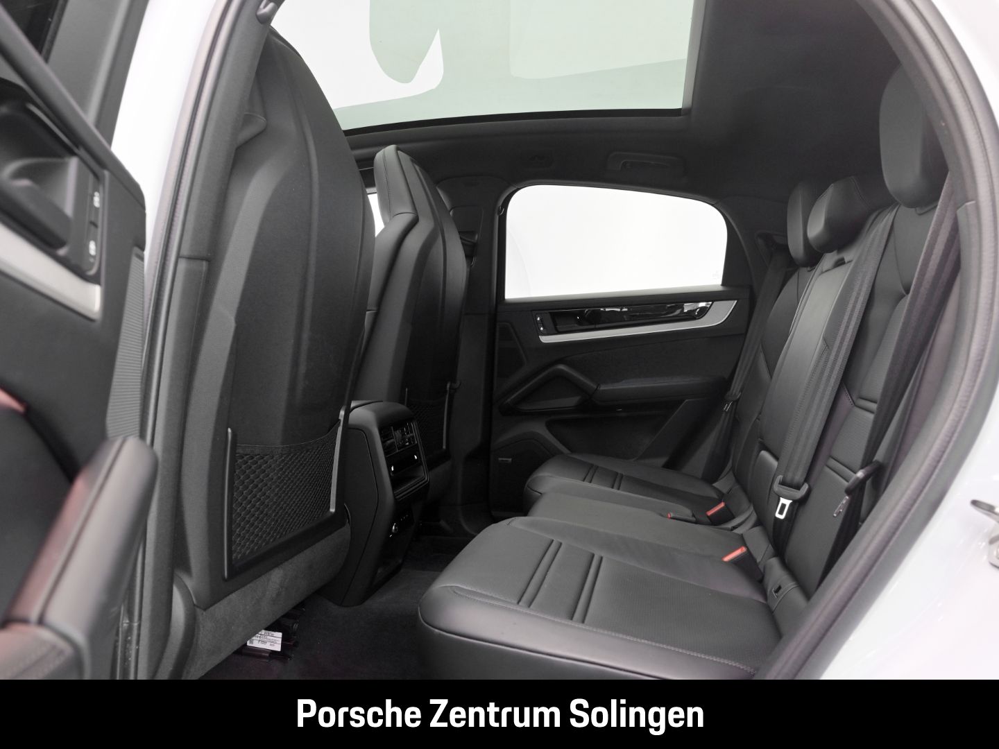 Porsche Cayenne E-Hybrid Coupe 22'' AGA HEADUP SPORT DES