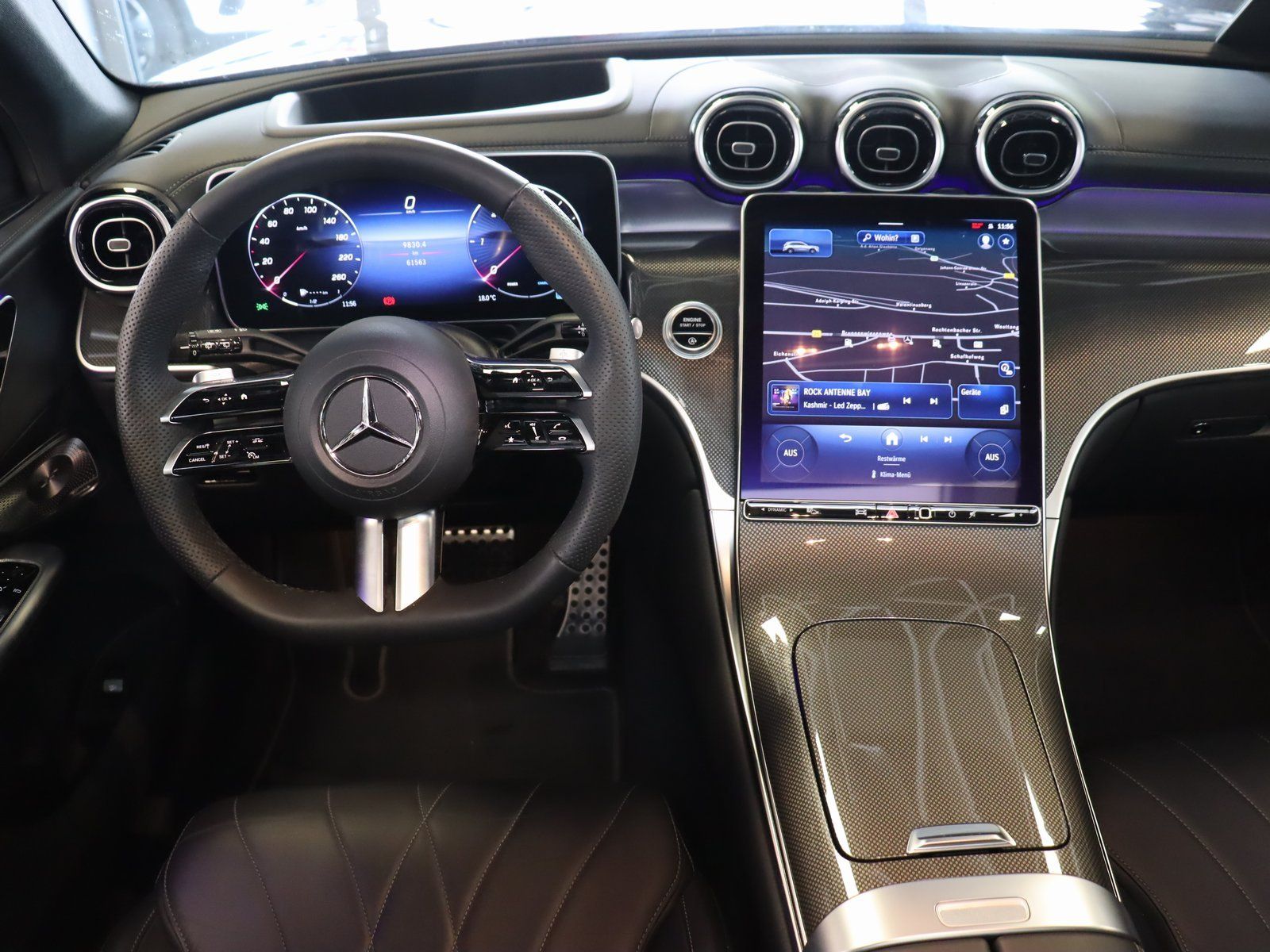 Mercedes-Benz GLC 300d 4M AMG PremiumPlus/AHK/Fahrassi/HAL/HUD