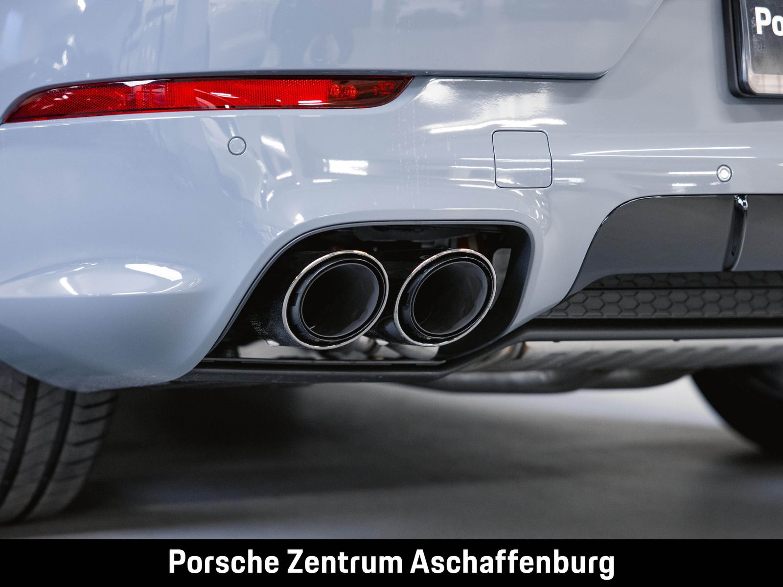 Porsche Cayenne E-Hybrid Sportabgasanlage Panoramadach