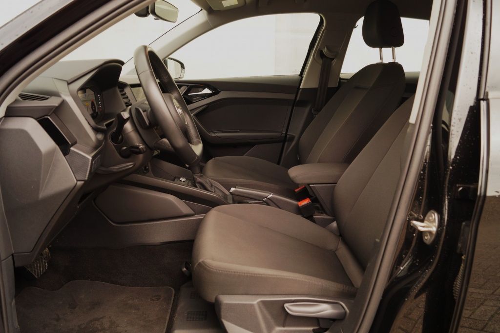 Audi A1 Sportback 25 TFSI automatik Pro Line -NAVI-EC