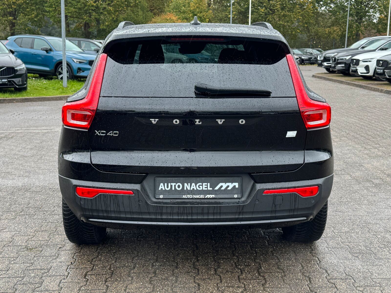 Volvo XC40 T4 Plus Dark AHK|FAHRER ASSIST|LED|ACC