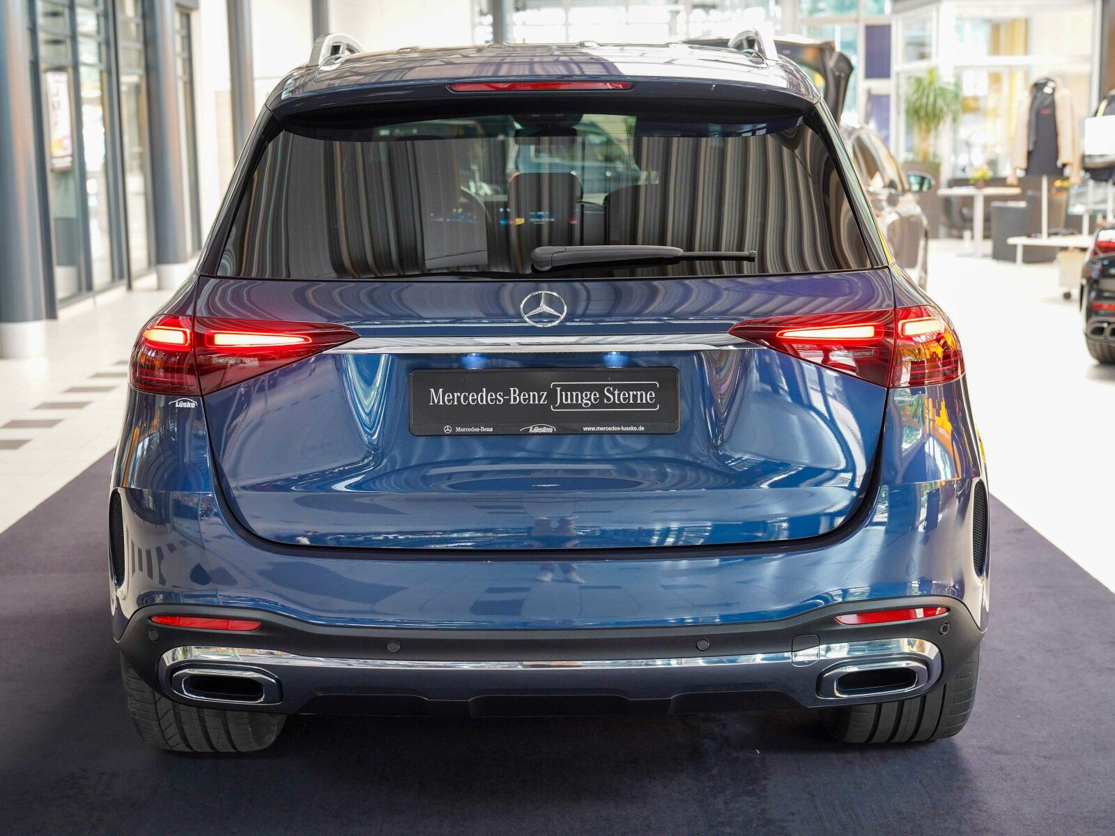 Mercedes-Benz GLE 450 d 4M AMG Distronic Burmester AIRMATIC