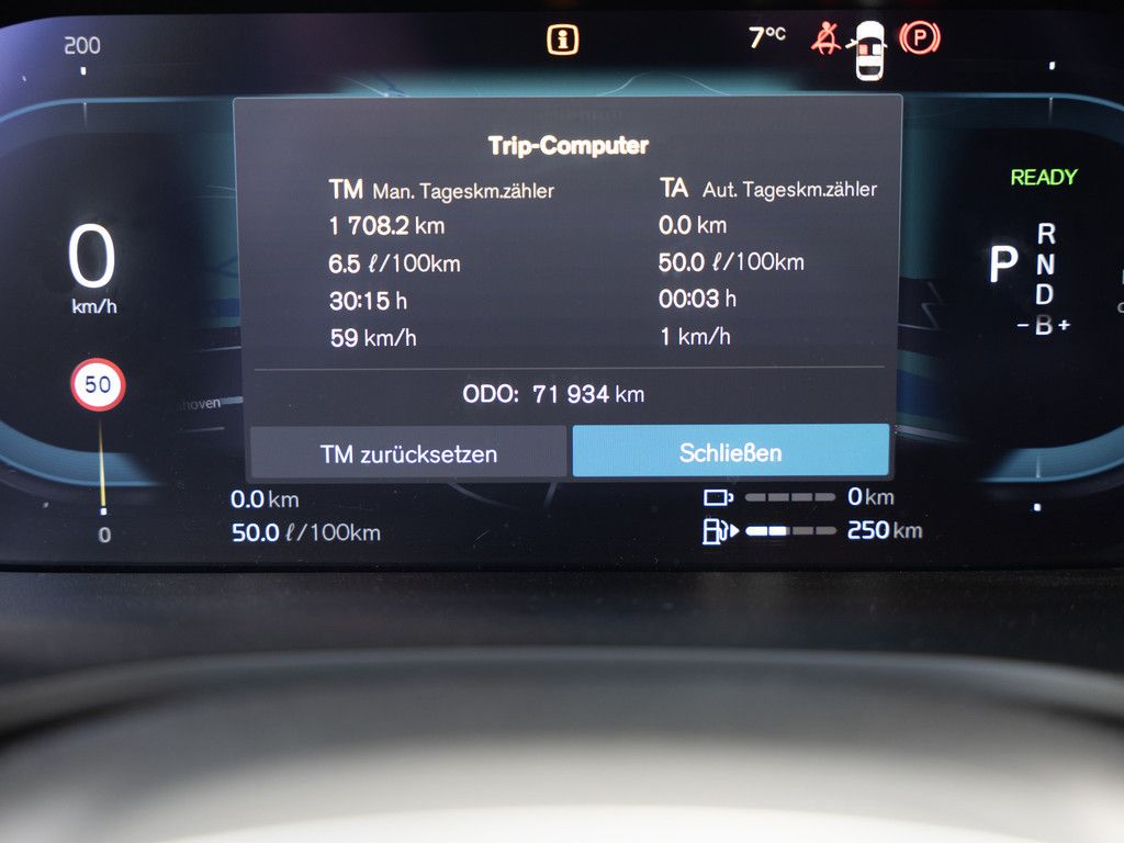 Volvo V60 T6 Core Recharge Plug-In Hybrid AWD AHK LED