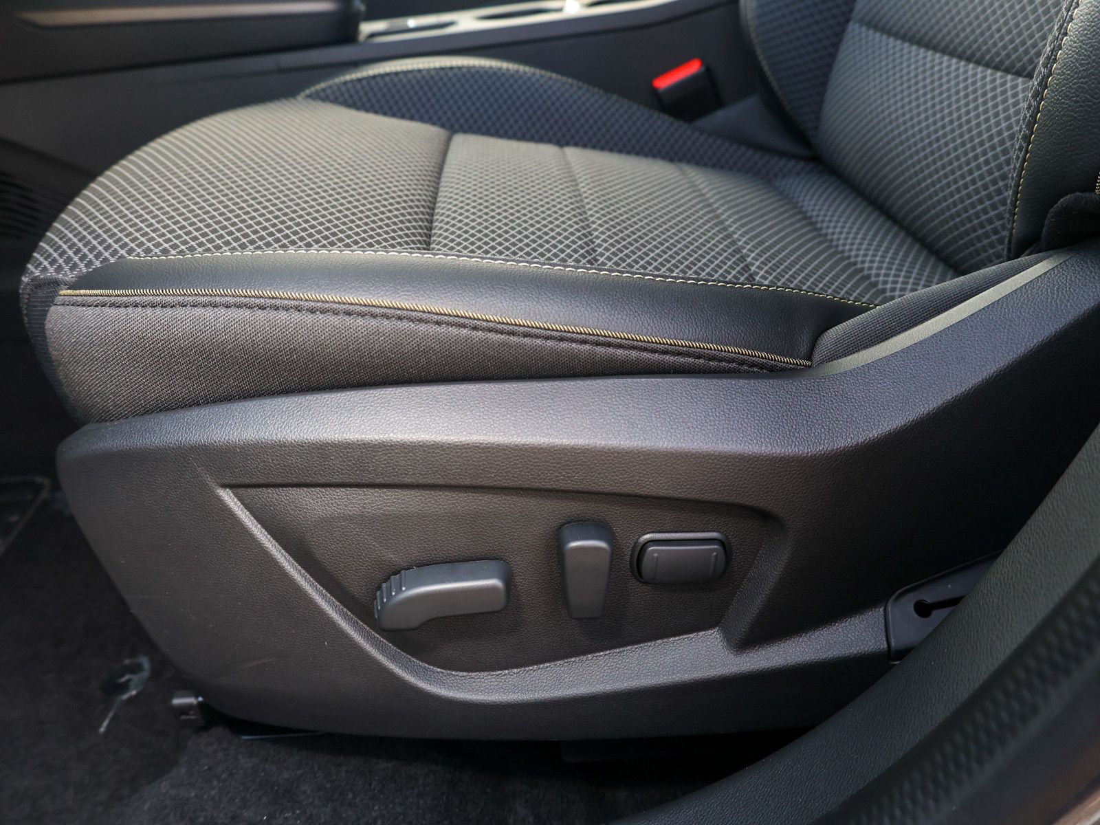 Renault Arkana TECHNO E-Tech Full Hybrid - Samsaru's Car Outlet