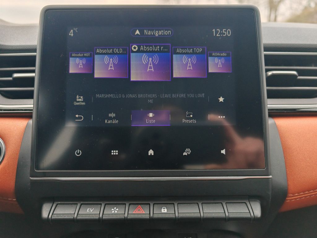 Renault Captur E-Tech 160 Plug-In Hybrid INTENS - Samsaru's Car Outlet