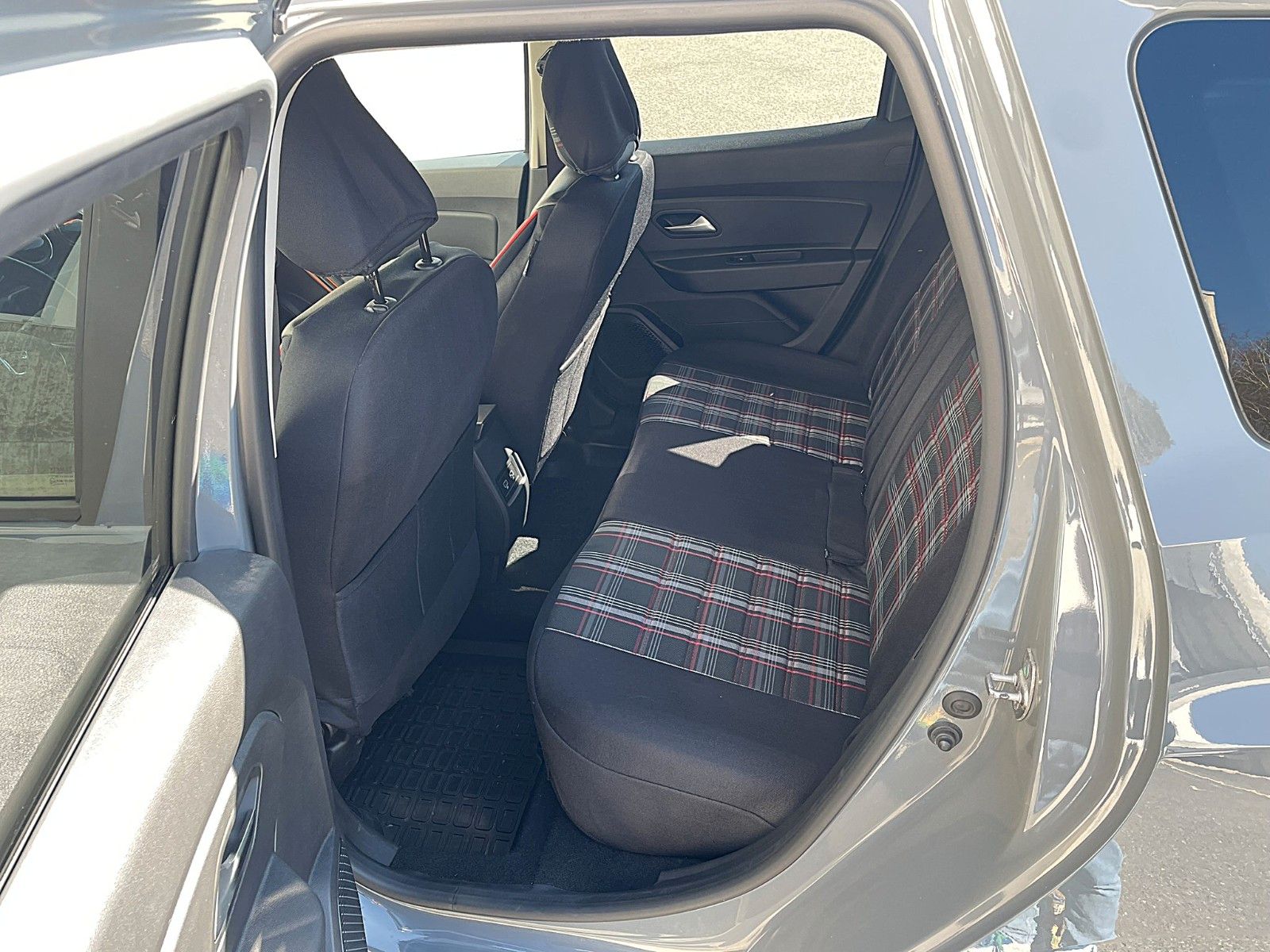 Dacia Duster II Extreme - Samsaru's Car Outlet