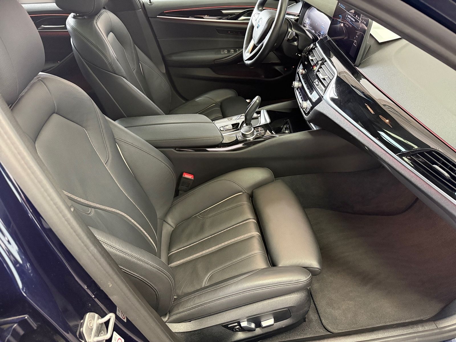 BMW 520eT*Laser*ACC*Navi*360*Leder*Pano*H&K*HUD*DAB*
