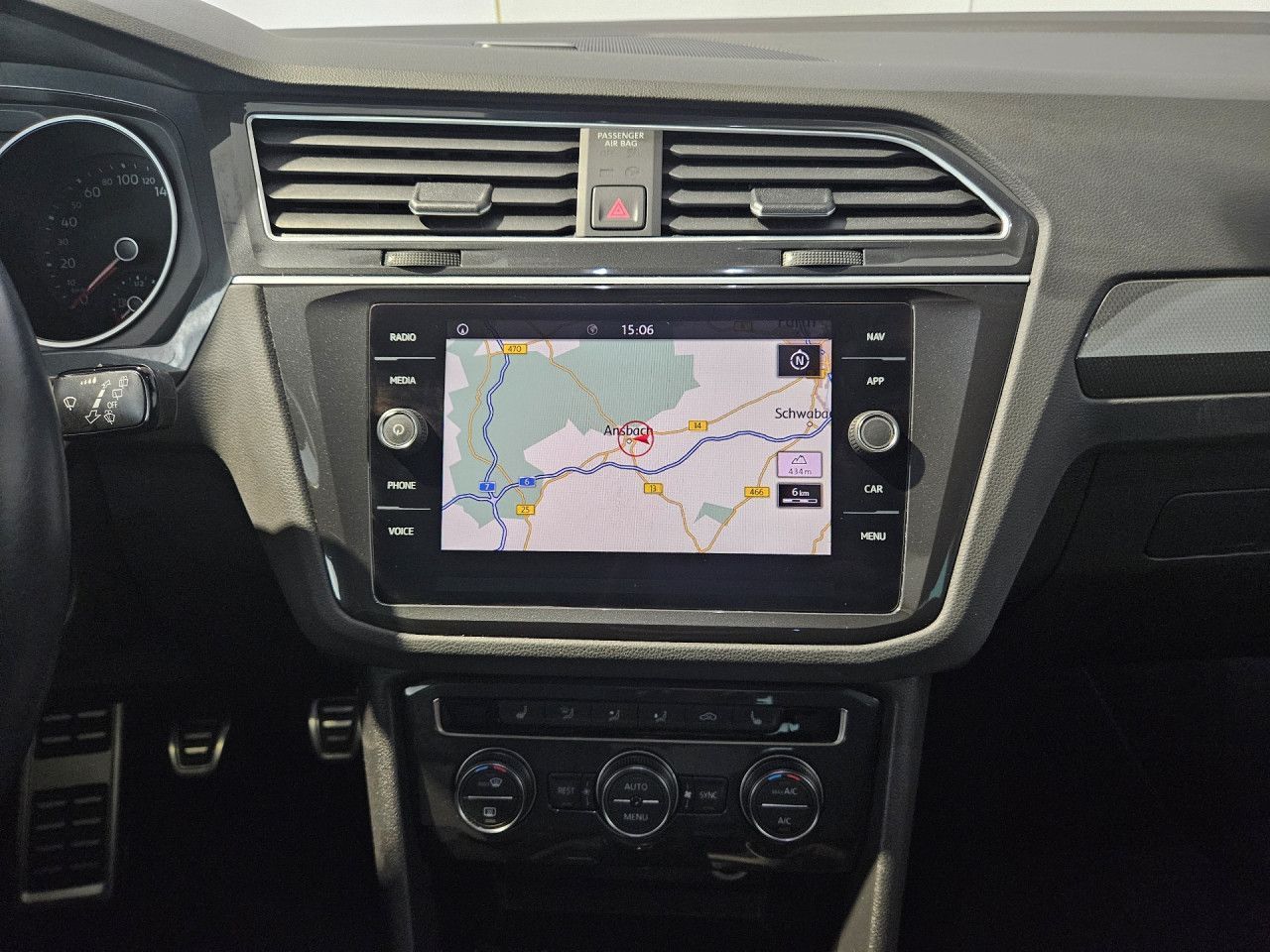 Volkswagen Tiguan 1.5 TSI IQ.DRIVE - Samsaru's Car Outlet