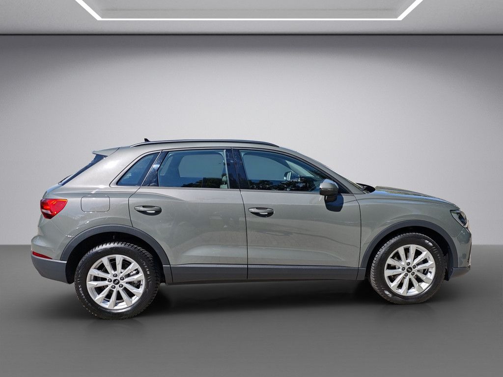 Audi Q3 35 2.0 TDI quattro S-tronic - Samsaru's Car Outlet