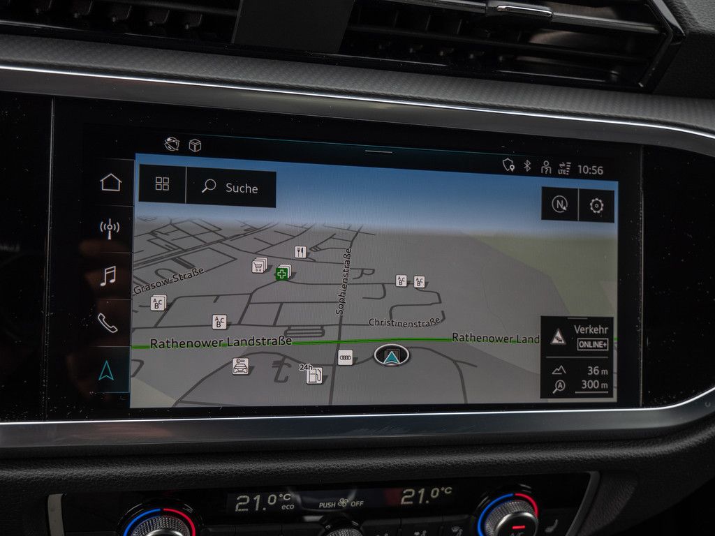 Audi Q3 40 TFSI quattro advanced - Samsaru's Car Outlet