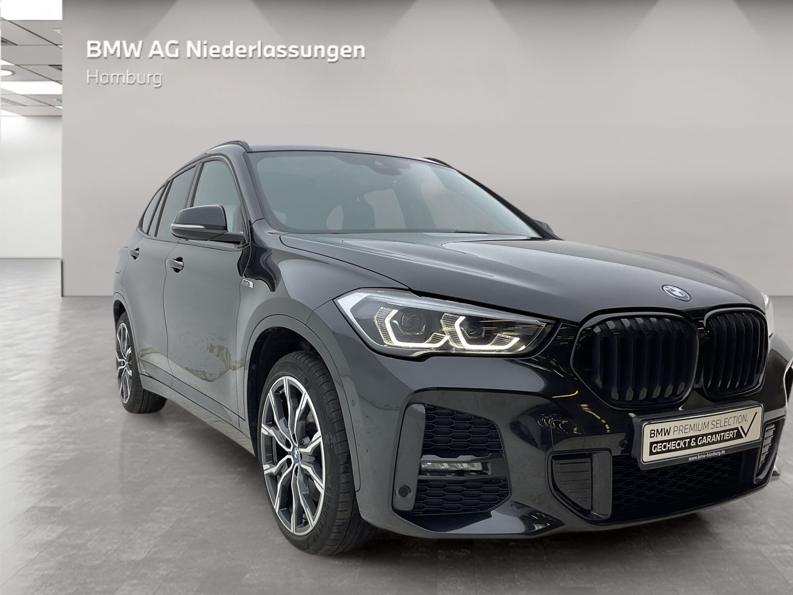 BMW X1 xDrive25e M Sport - Samsaru's Car Outlet