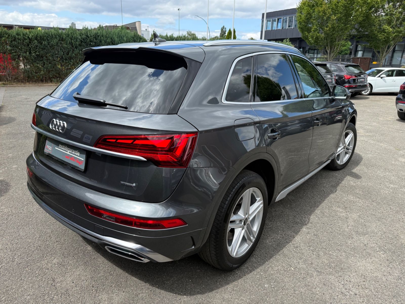 Audi Q5 40 TDI quattro S line - Samsaru's Car Outlet