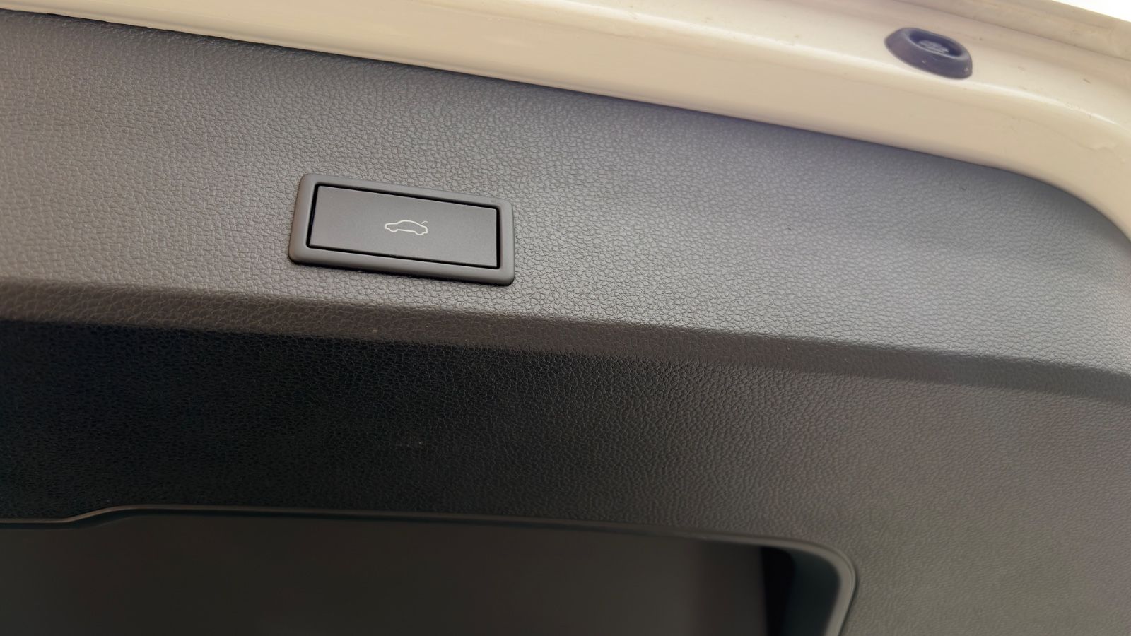 Seat Ateca FR DSG AHK Beats CarPlay Voll-LED