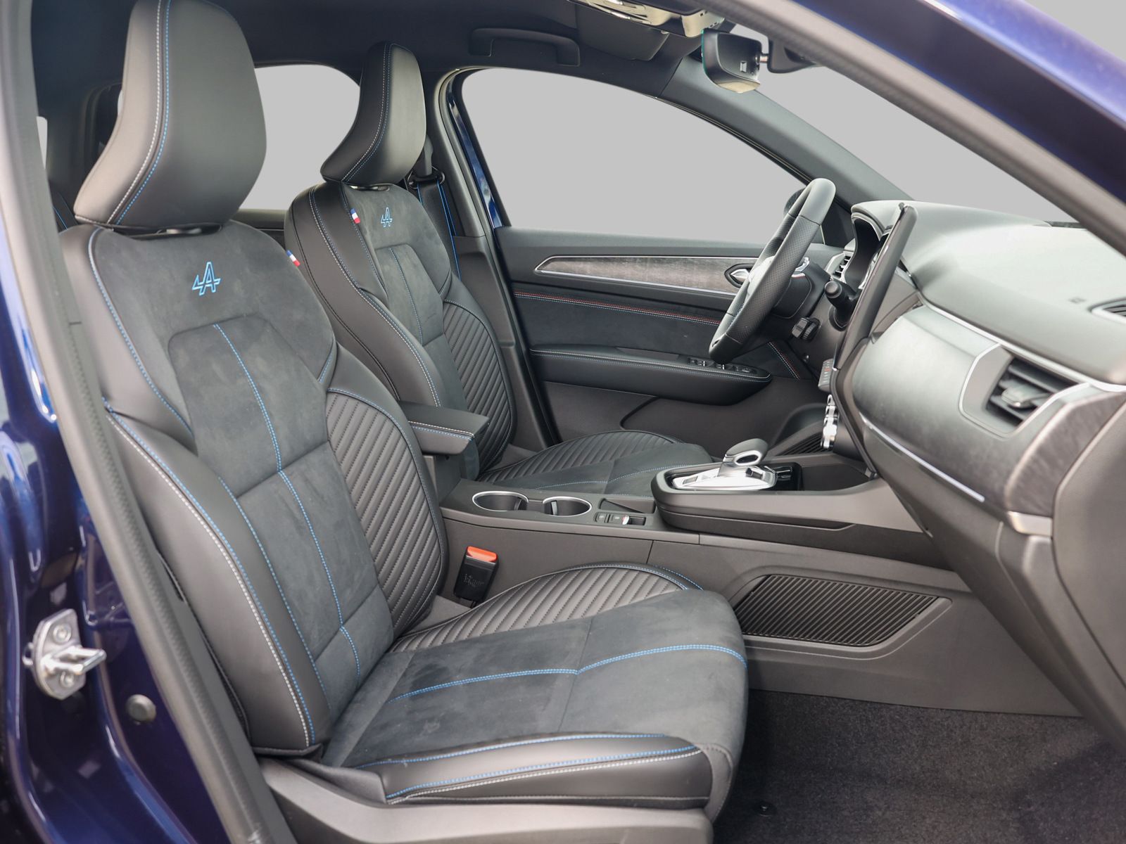Renault Arkana ESPRIT ALPINE Full Hybrid - Samsaru's Car Outlet