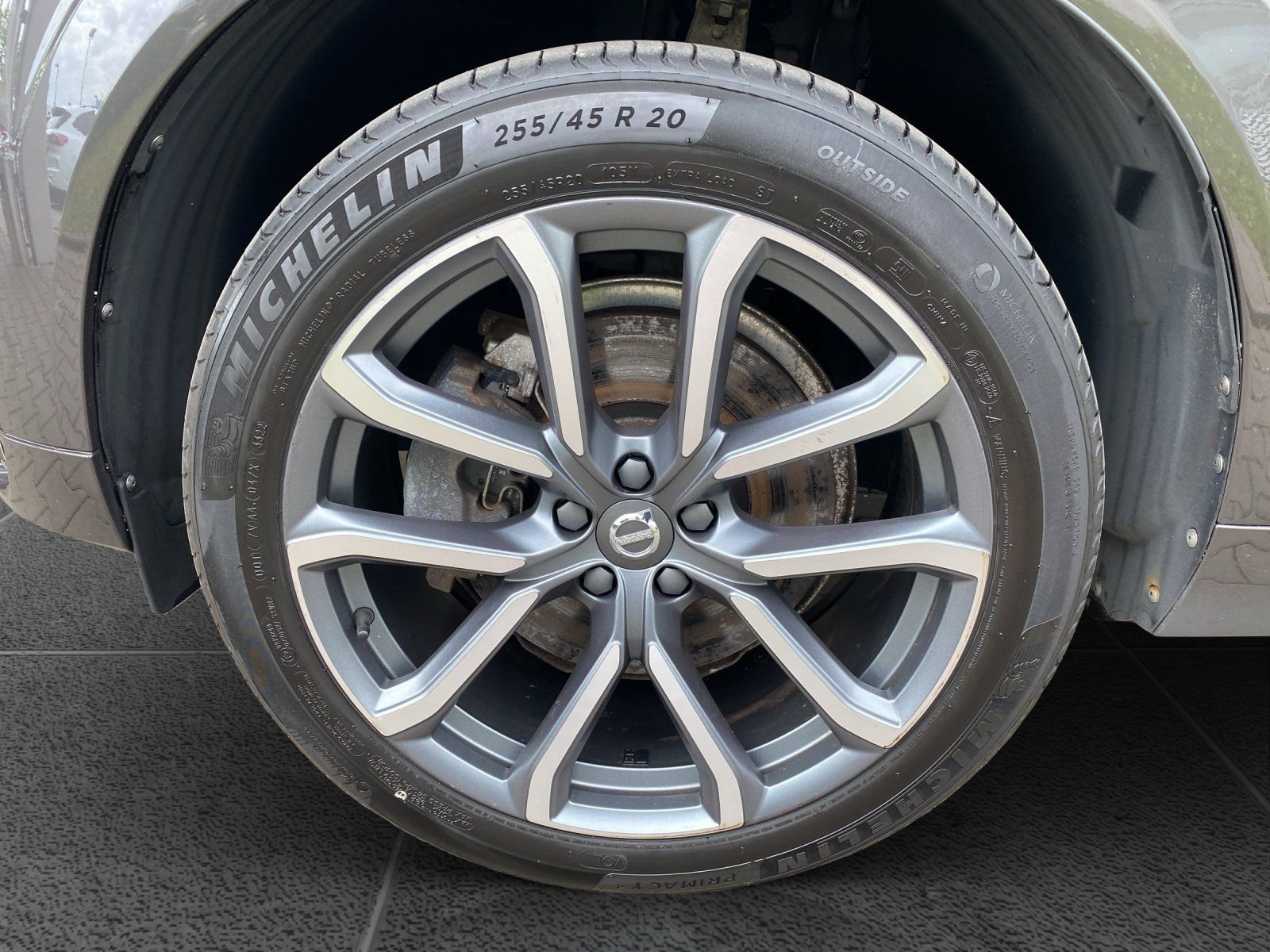 Volvo XC60 T8 Ultimate Dark Recharge AWD*AHK*Pano*WiPa