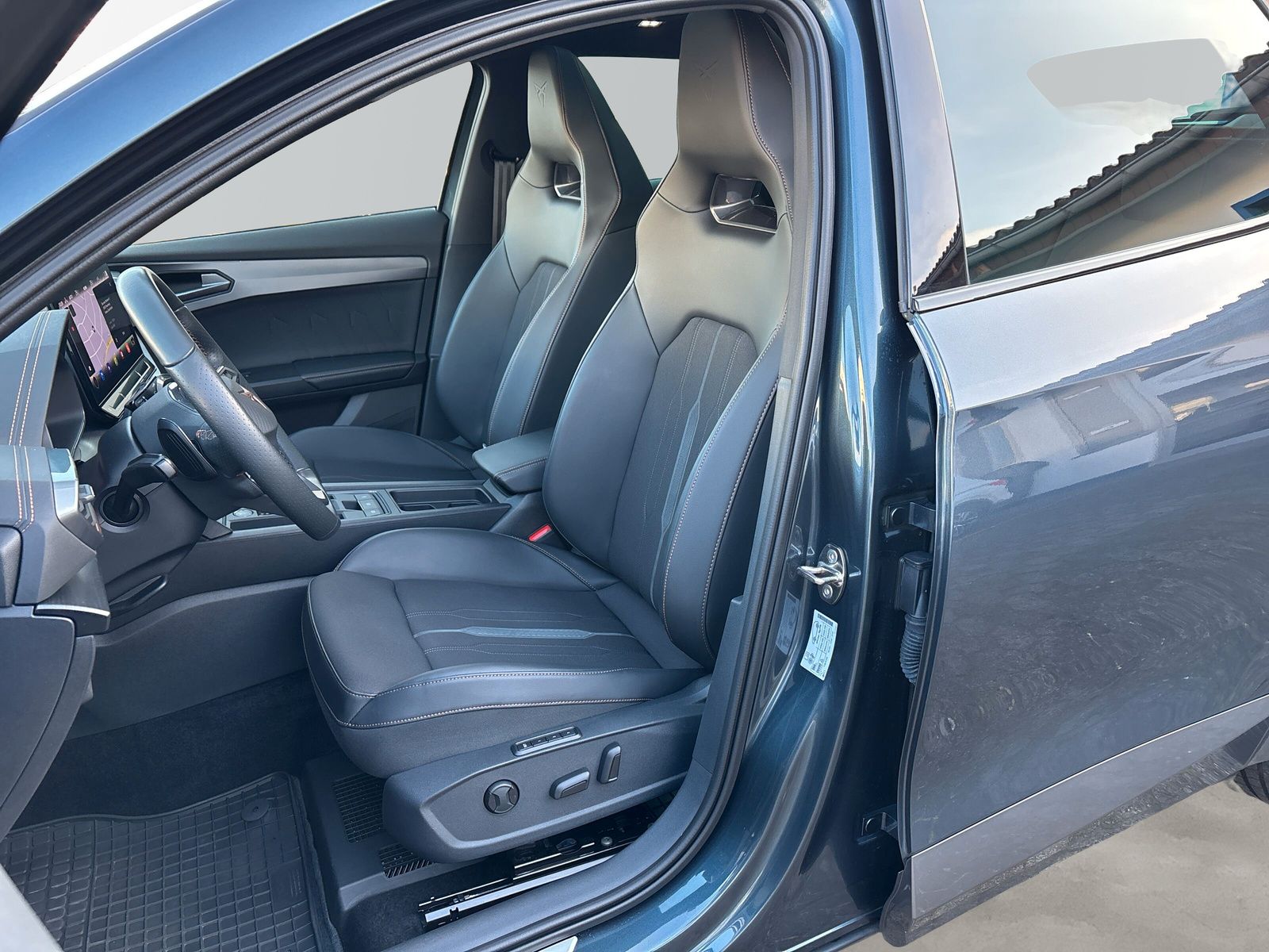 Cupra Formentor VZ 4Drive 2.0 TSI DSG *AHK*PANO*BEATS*