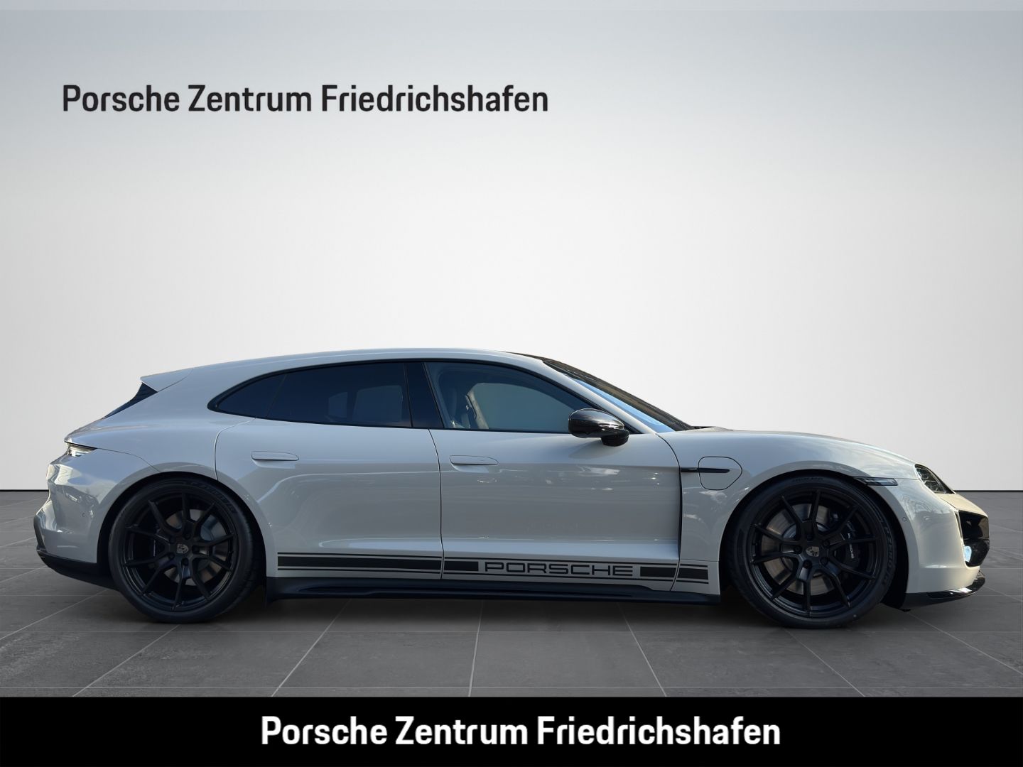 Porsche Taycan Turbo Sport Turismo InnoDrive Head-Up HUD