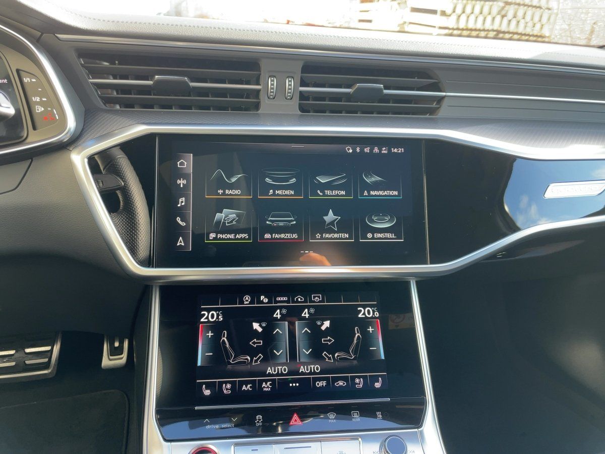 Audi RS 6 Avant 4.0 TFSI MATRIX+AHK+PANO+SHZ+VIRT