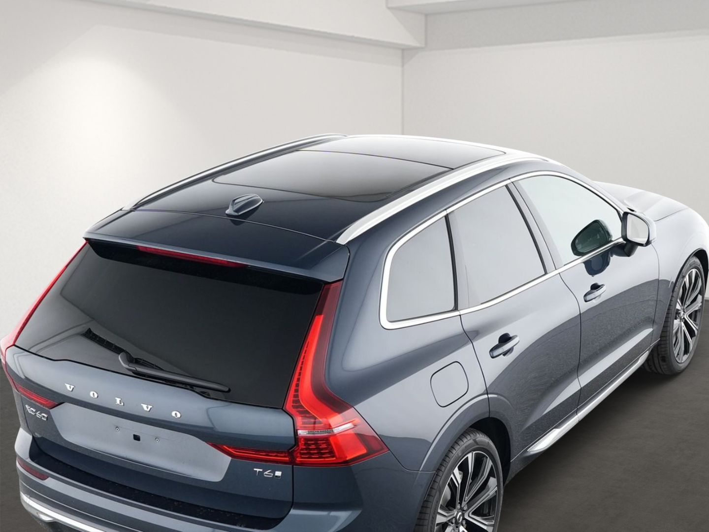 Volvo XC60 T6 Plus Bright Plug-In Hybrid AWD EU6d Luft