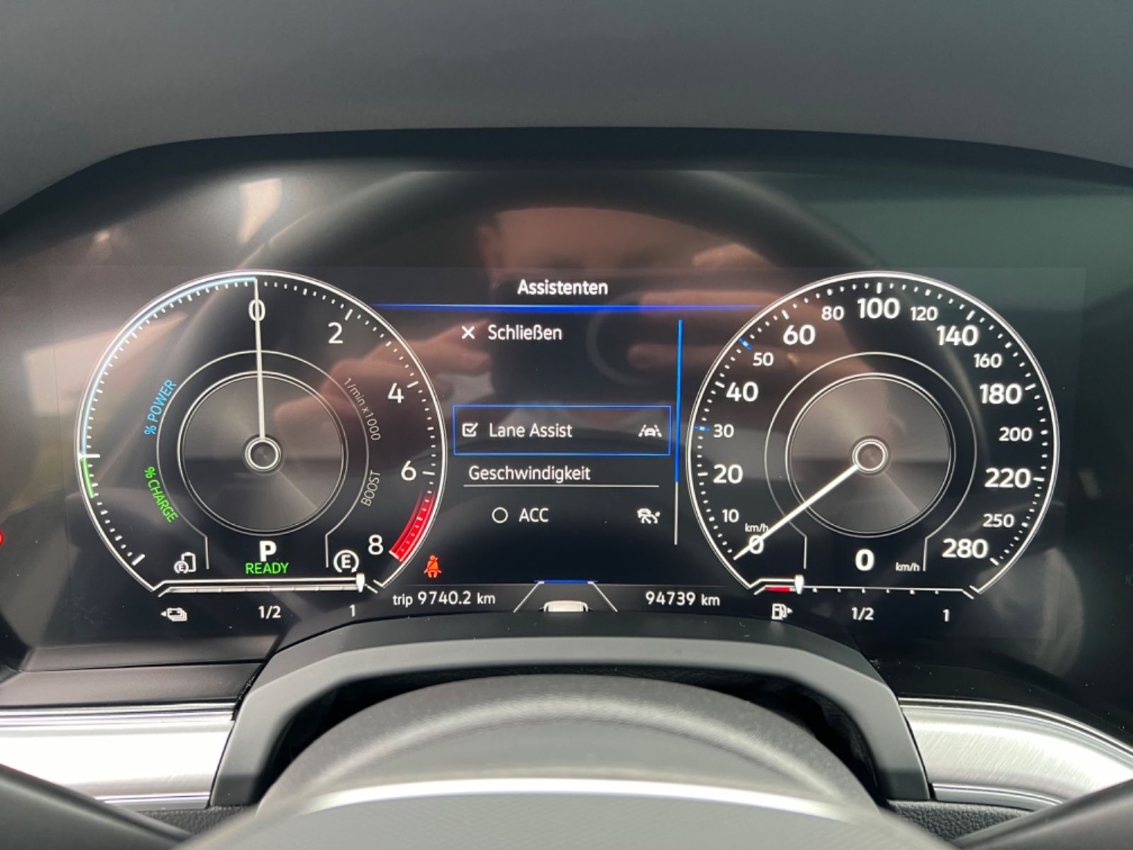 Volkswagen Touareg 4M eHybrid - Samsaru's Car Outlet