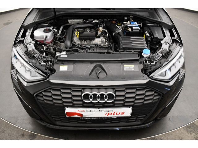 Audi A3 Sportback 30 TFSI S tronic NAVI/LED/SITZHZ