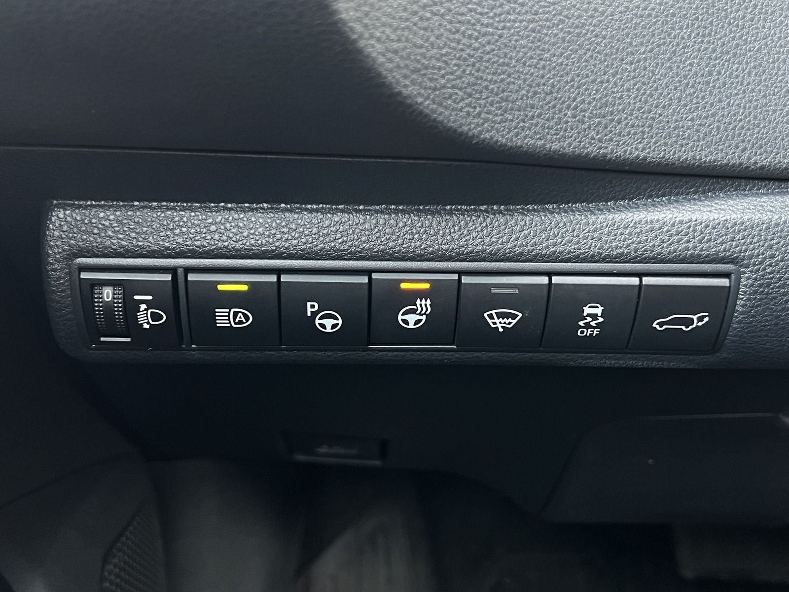Toyota Corolla Touring Hybrid - Samsaru's Car Outlet