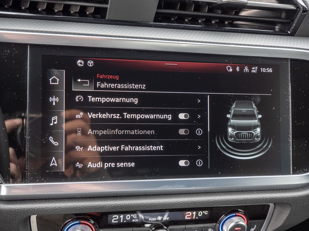 Audi Q3 40 TFSI quattro advanced - Samsaru's Car Outlet