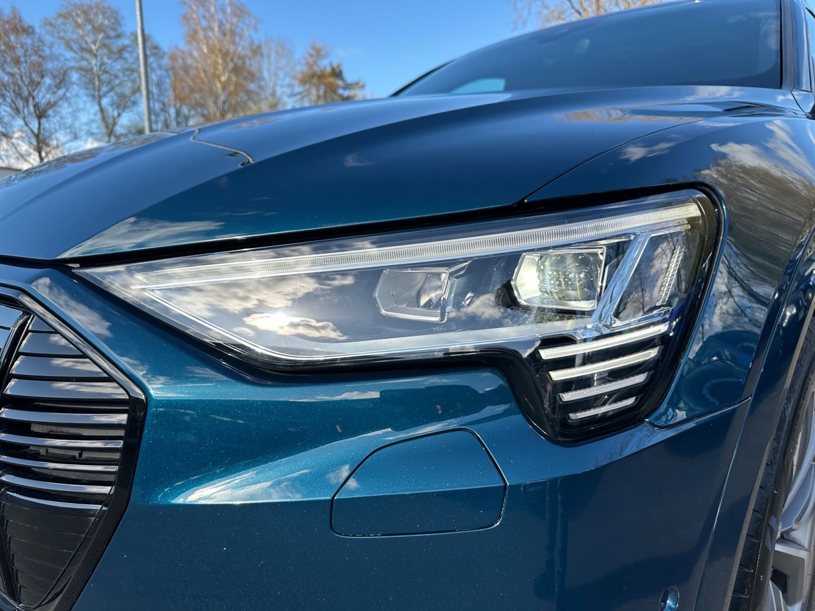 Audi e-tron 55 quattro S line Sline AHK AIR PAN MTX B
