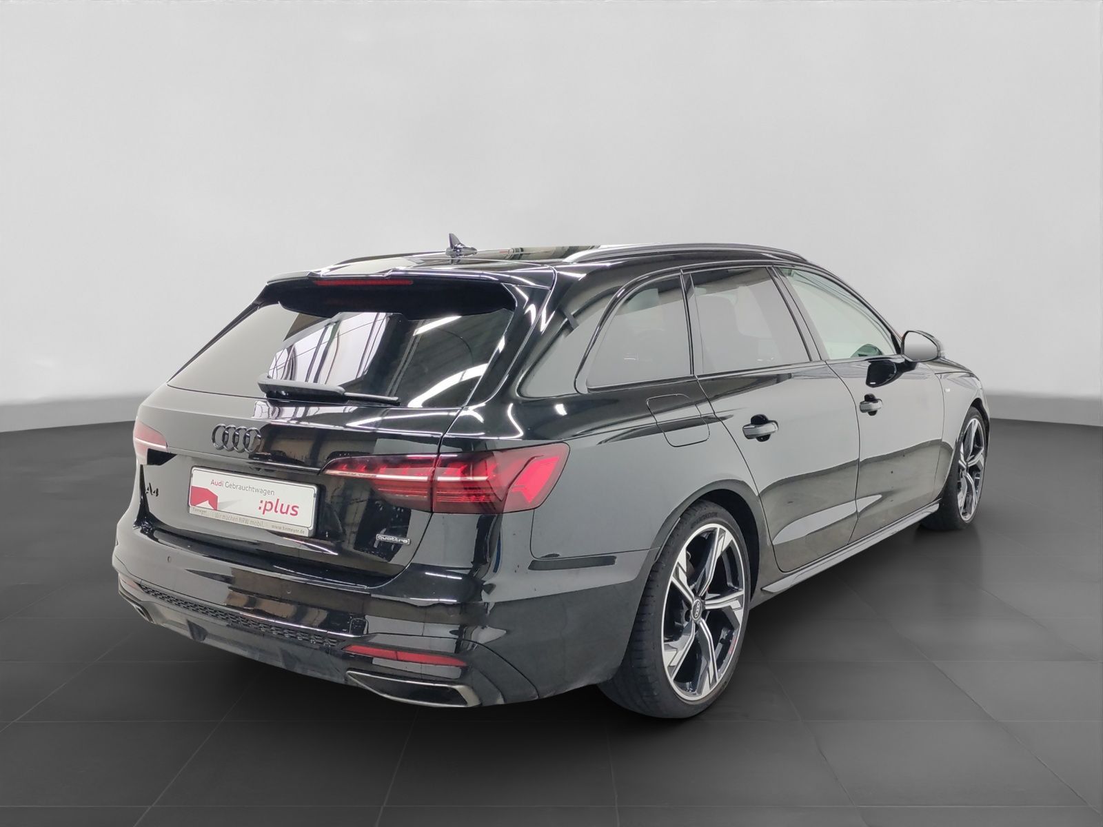 Audi A4 Avant 40 TFSI Q 2x S LINE AHK MATRIX-LED LM19
