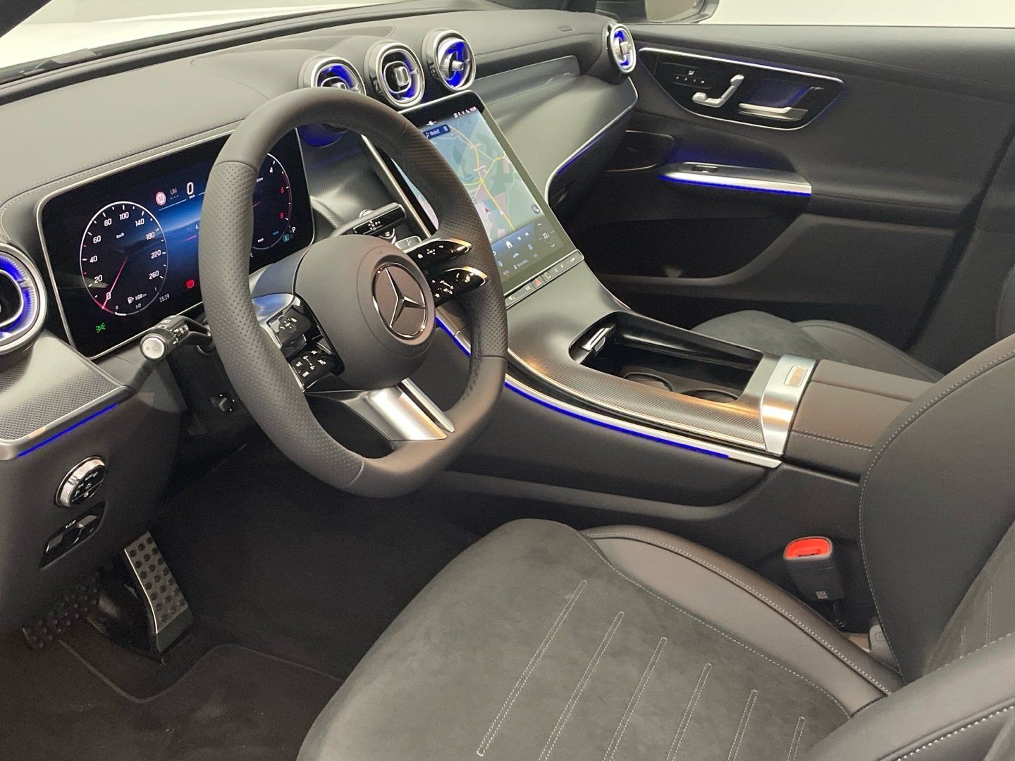 Mercedes-Benz GLC 220 d 4M AMG DigitalLight Panorama 360°K AHK