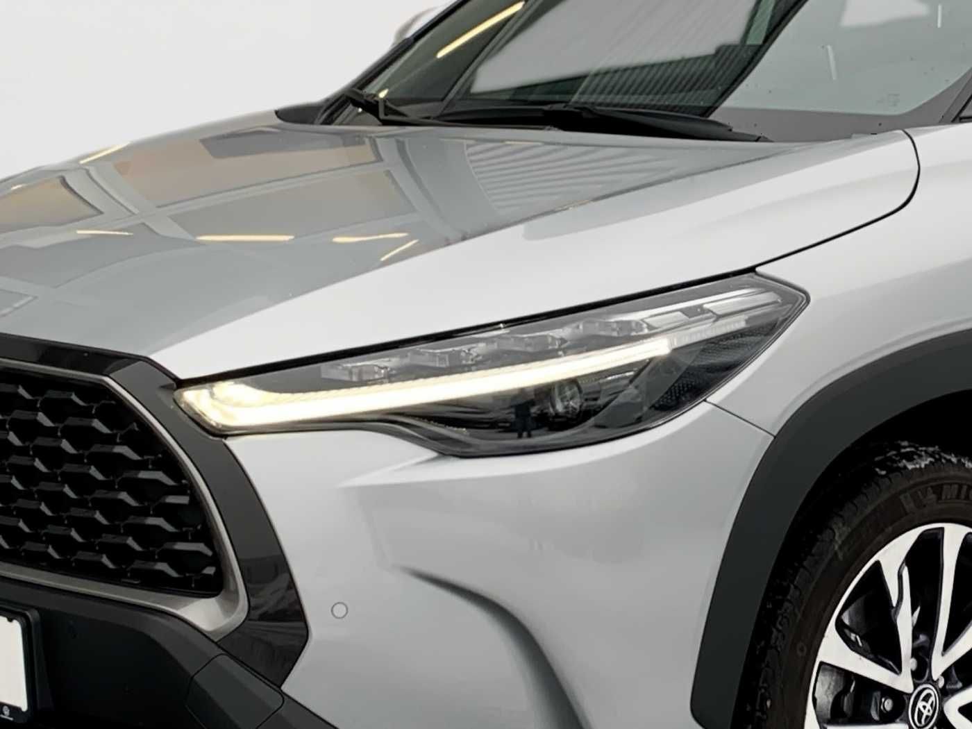 Toyota Corolla Cross Hybrid 2.0 VVT-i Team D KAMERA