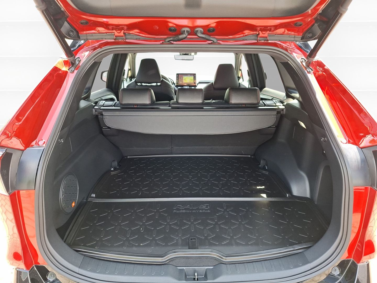 Toyota RAV 4 2.5 Plug-in Hybrid 4x4 - Samsaru's Car Outlet
