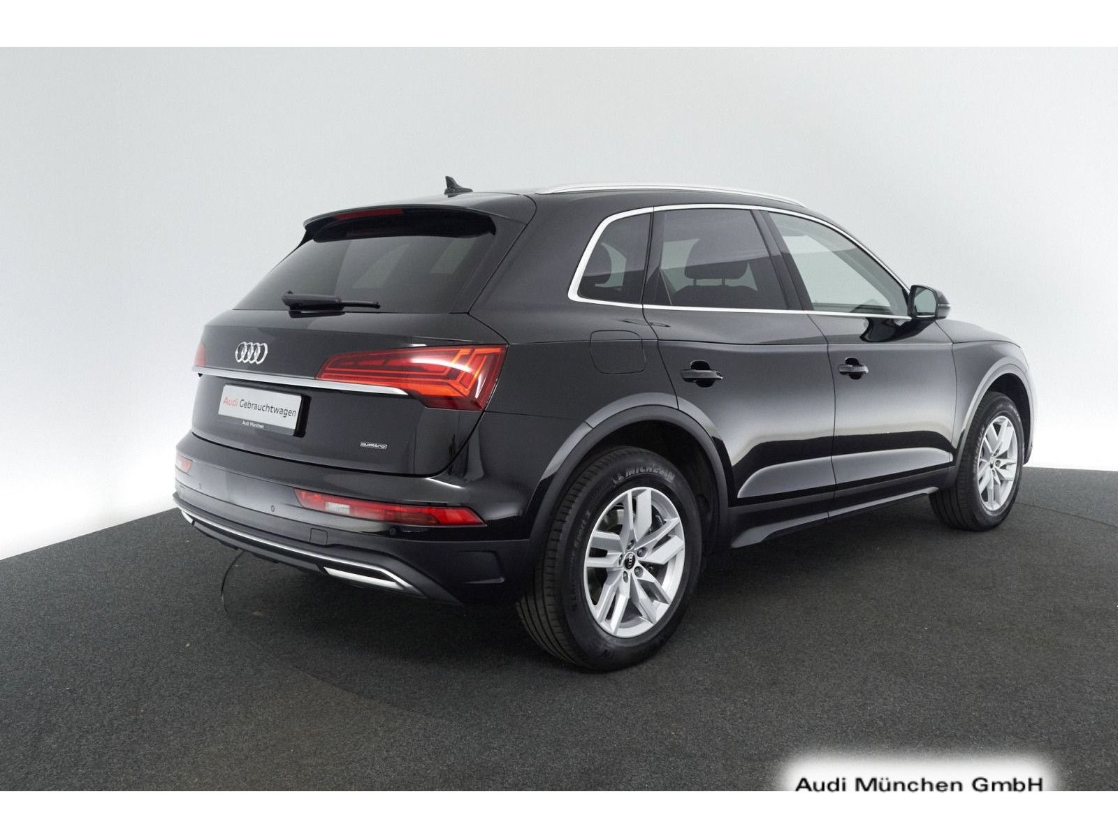 Audi Q5 50 TFSI e qu. S tronic - Samsaru's Car Outlet