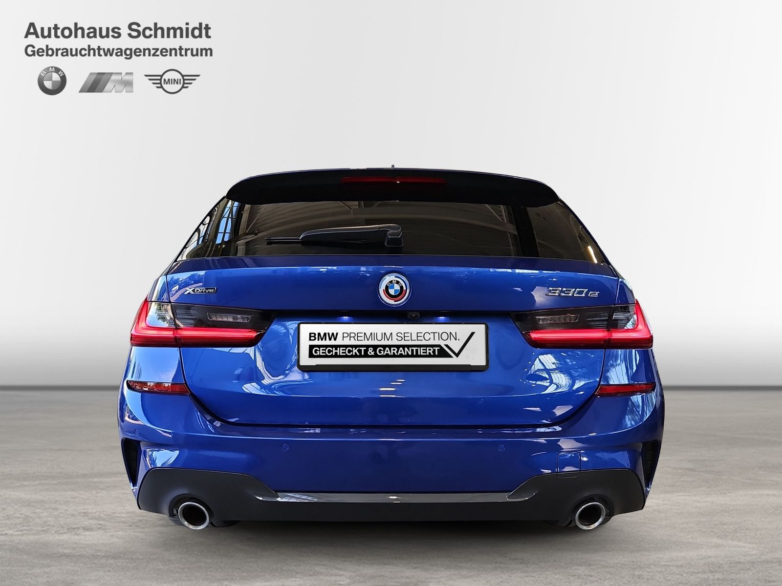 BMW 330e xDrive Touring M Sportpaket - Samsaru's Car Outlet