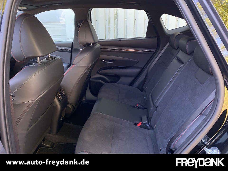 Hyundai TUCSON Plug-in-Hybrid 4WD N - Samsaru's Car Outlet