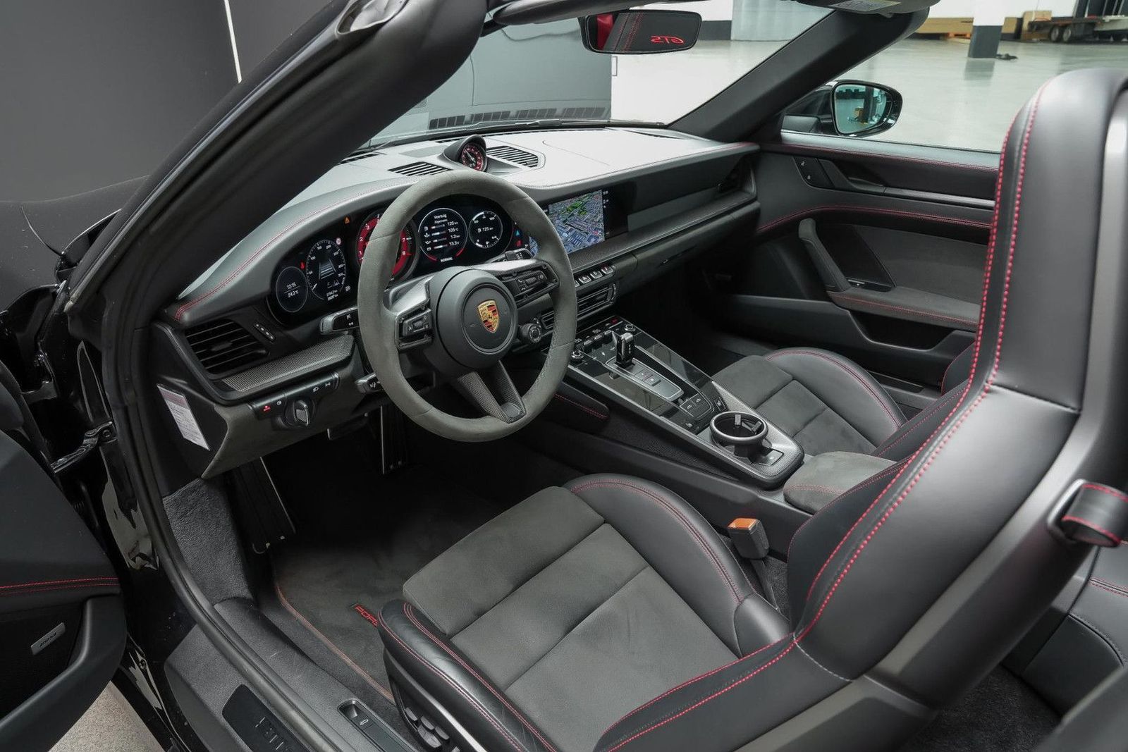 Porsche 992 Targa 4 GTS - Samsaru's Car Outlet
