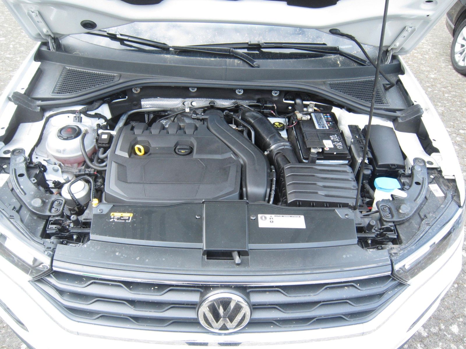 Volkswagen T-Roc IQ.DRIVE - Samsaru's Car Outlet