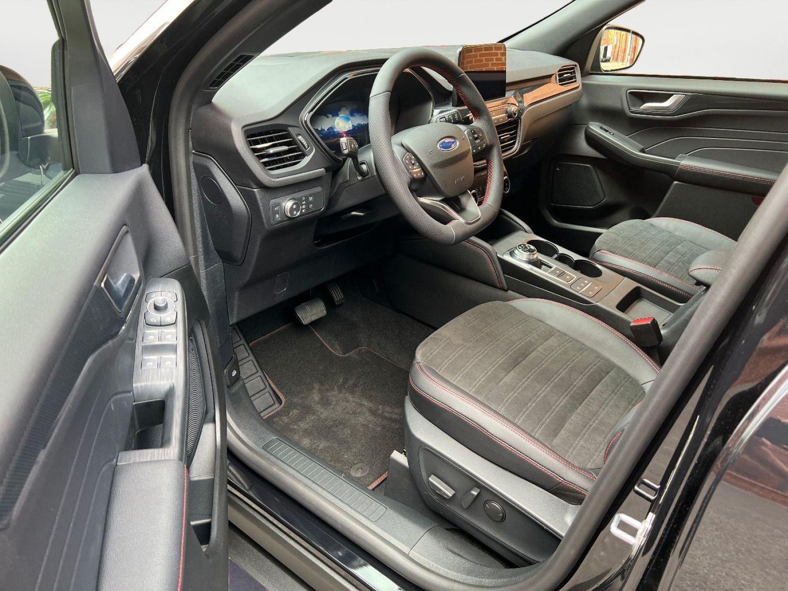 Ford Kuga ST-Line X - Samsaru's Car Outlet