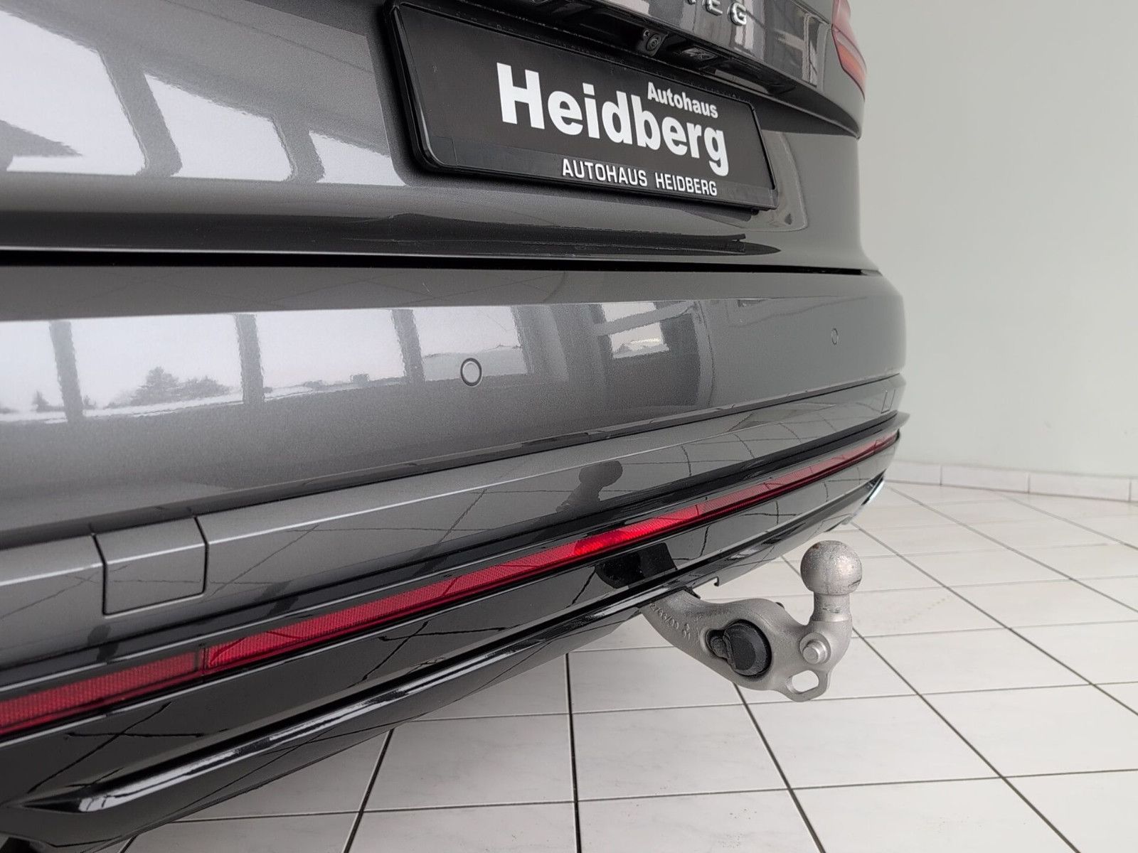 Volkswagen Touareg R Line AHK Luft Black Night 21" IQ-Matri