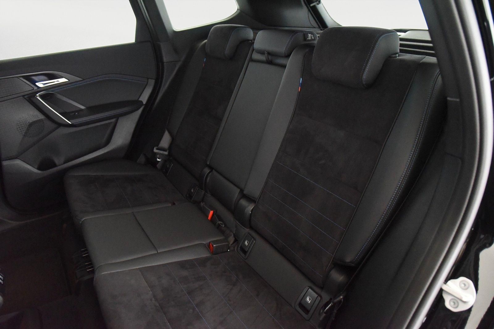 BMW X1 xDrive23d M Sportpaket - Samsaru's Car Outlet